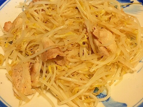 レンジでシャキシャキ☆豚バラもやし炒め